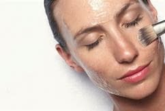A Practical Overview of Facials, Facial Masks and Facial Kits. A Must Have For Busy Women Looking To Simplify Their Home Skin Care Routine Without Losing The Benefits Of A Beautician’s Pro Touch. 9